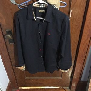 Burberry Men’s Button Up